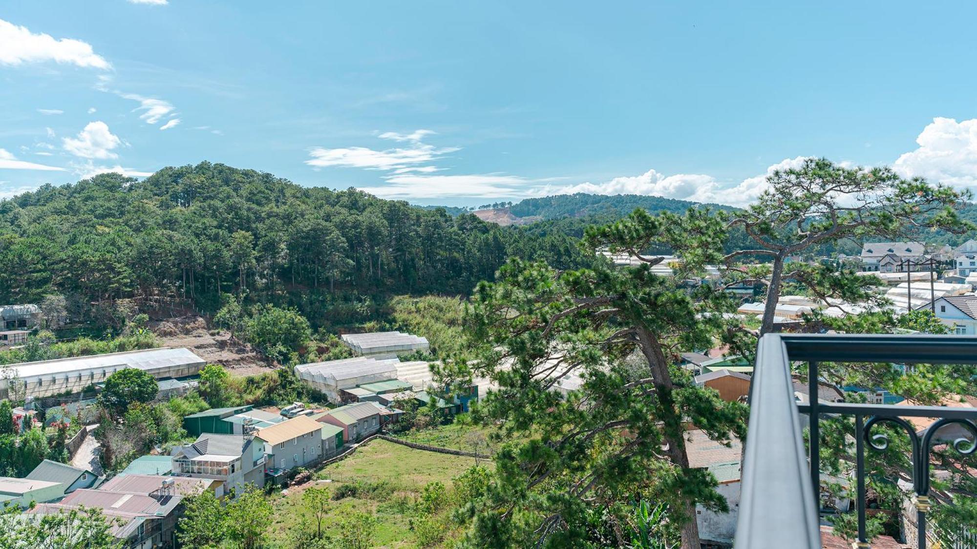 Pine View Hotel Dalat Eksteriør billede