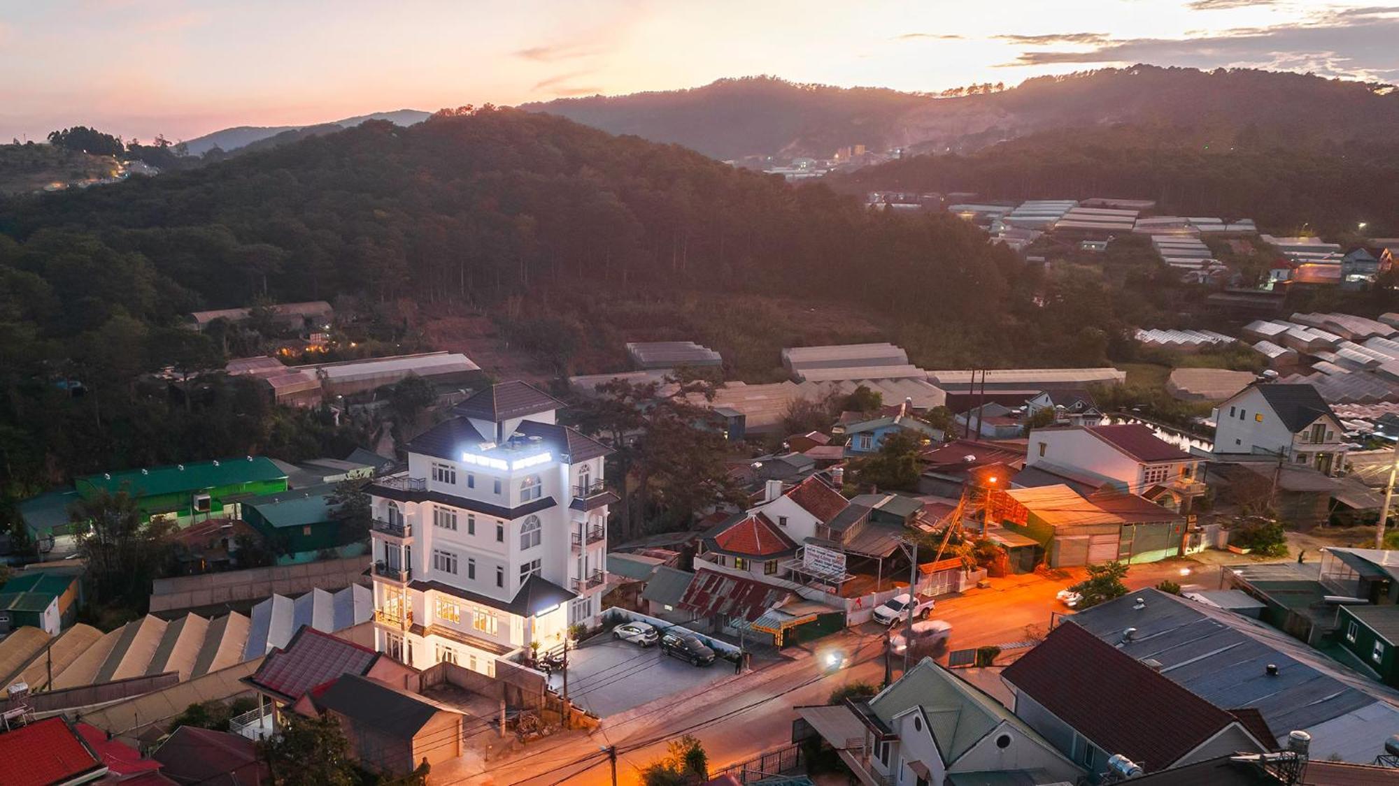Pine View Hotel Dalat Eksteriør billede