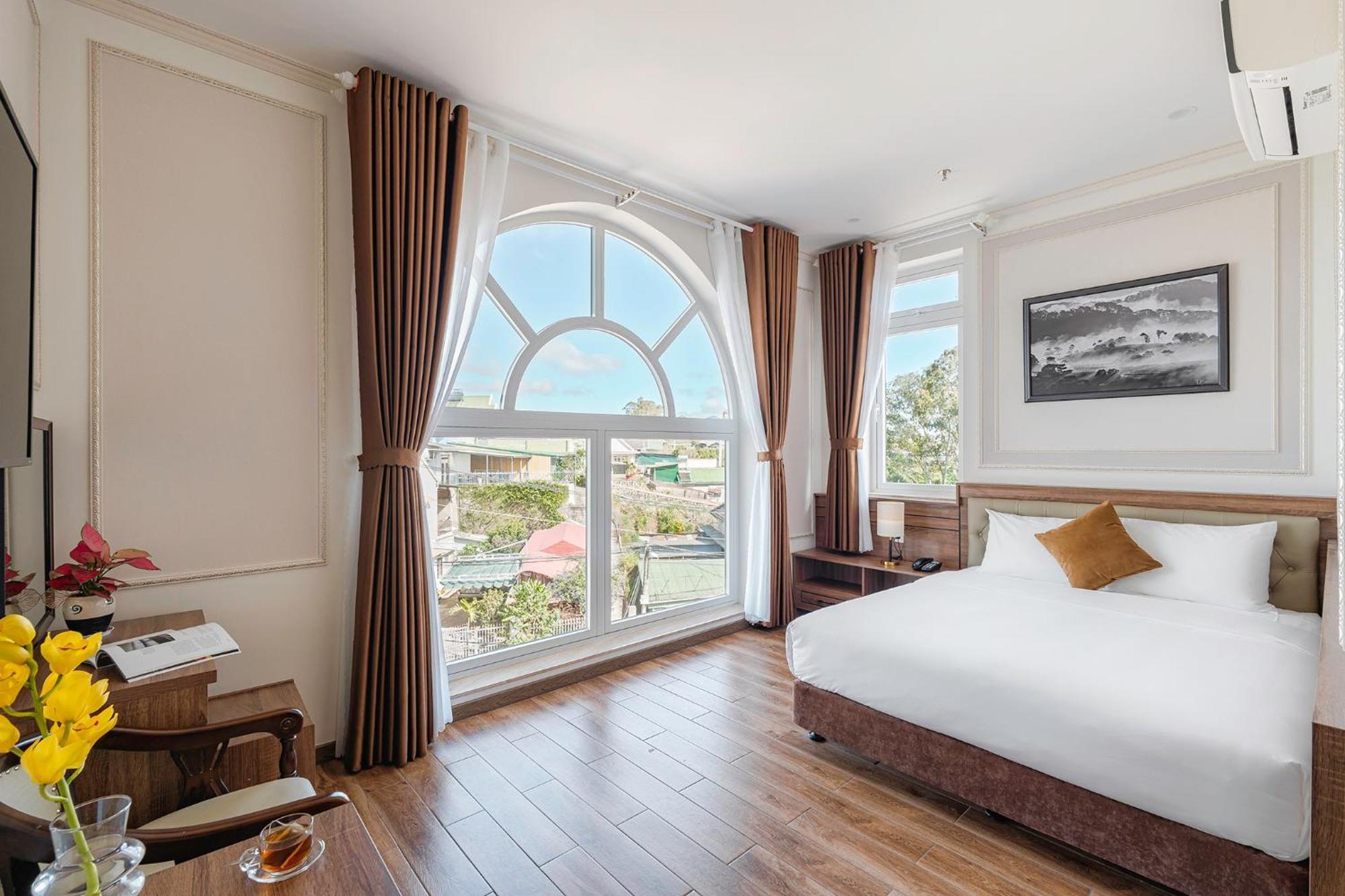 Pine View Hotel Dalat Eksteriør billede