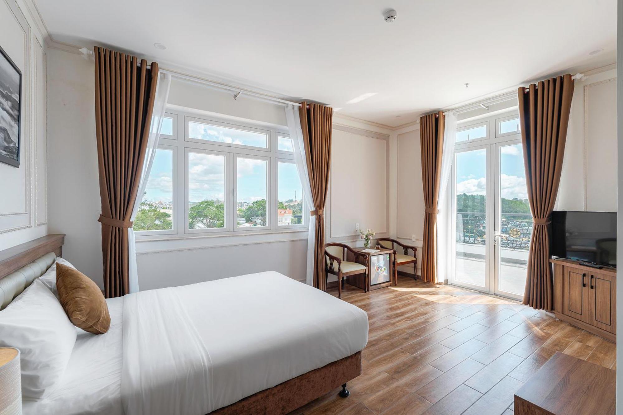 Pine View Hotel Dalat Eksteriør billede